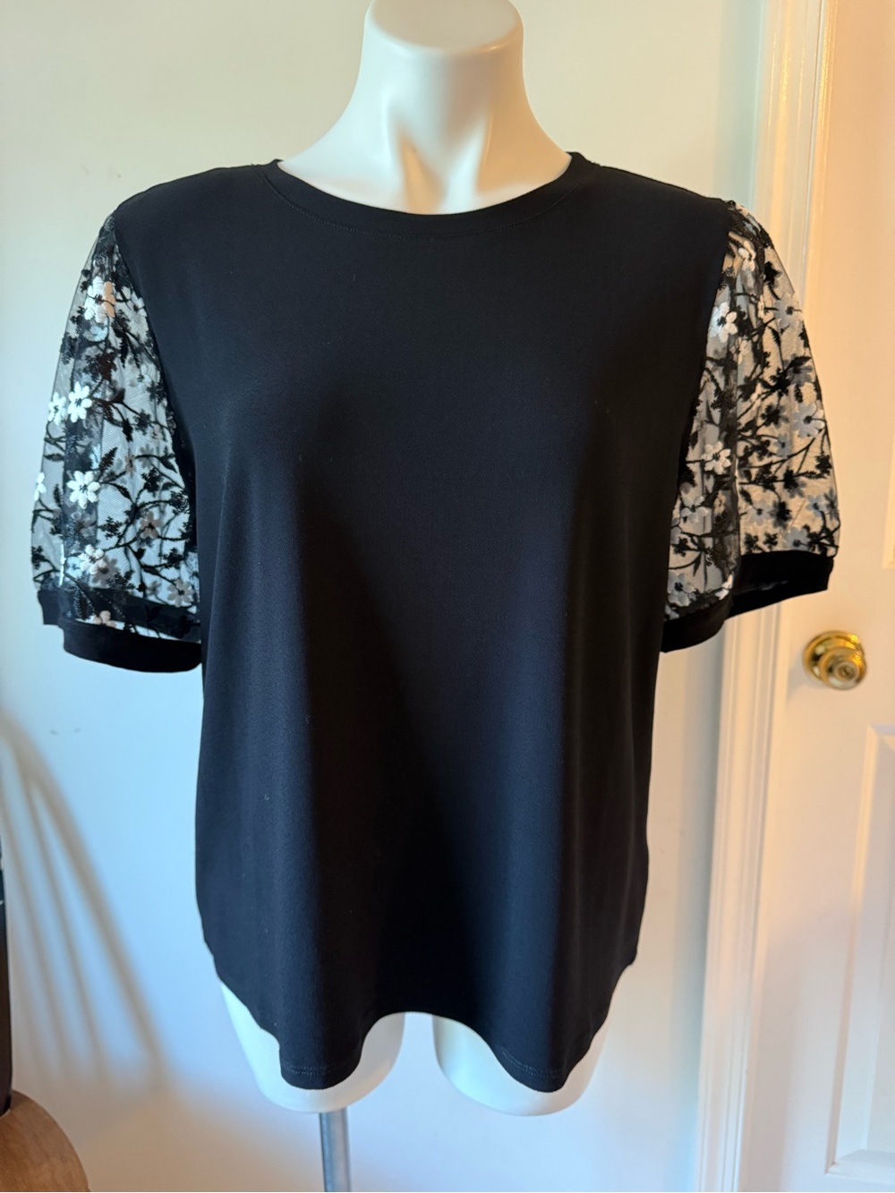 CeCe Crewneck Mixed Media Top- XL